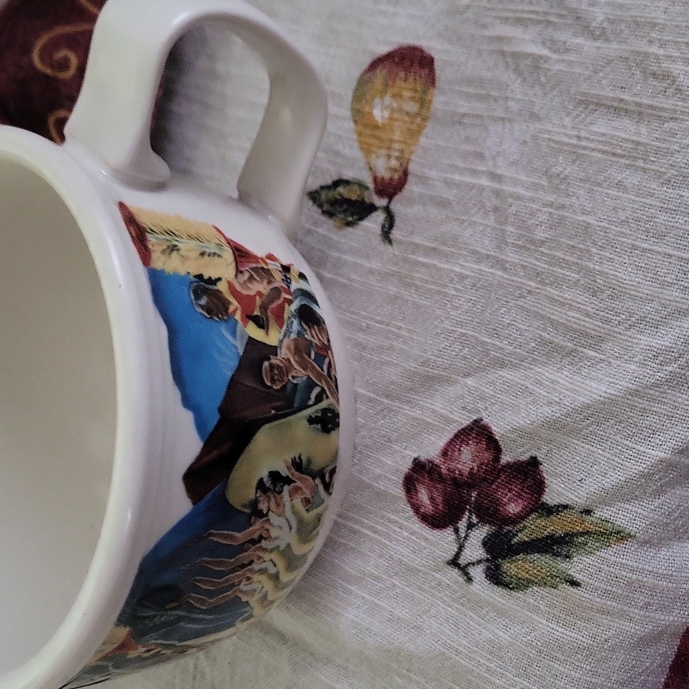 Lynn Krantz Hawaiian Coffee Mug - Picture 3 of 4